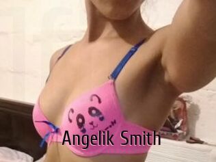 Angelik_Smith