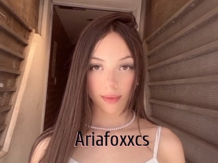 Ariafoxxcs