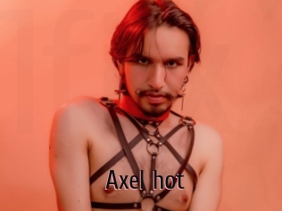Axel_hot