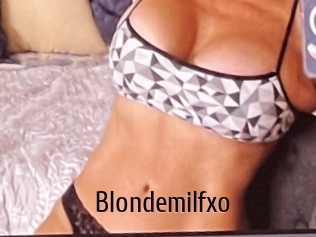 Blondemilfxo