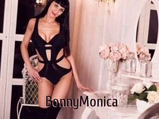 Bonny_Monica