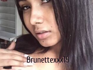 Brunettexxx19