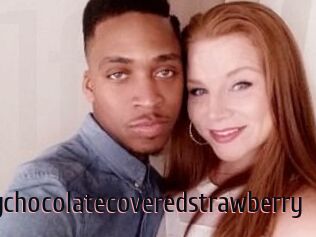 Creamychocolatecoveredstrawberry