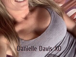 Danielle_Davis_XO