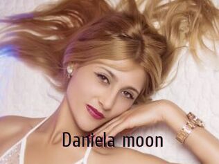 Daniela_moon