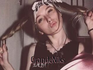 GrandeNiks
