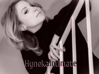 HynekaIntimate