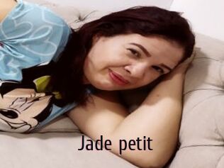Jade_petit