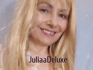 JuliaaDeluxe