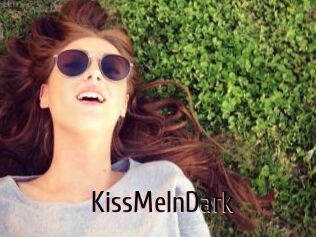 KissMeInDark