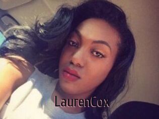 Lauren_Cox