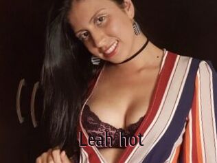 Leah_hot
