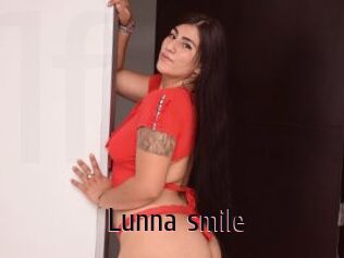 Lunna_smile