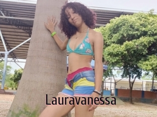 Lauravanessa