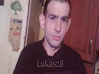 Lukasz8