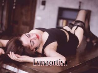 Lunaortisx