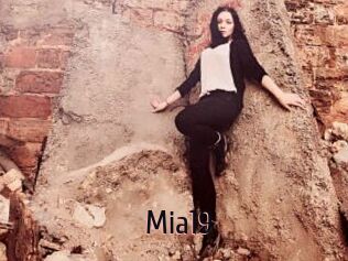 Mia19