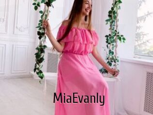 MiaEvanly