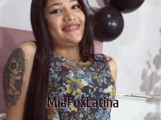 MiaFoxLatina