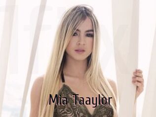 Mia_Taaylor
