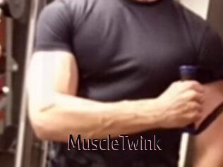 MuscleTwink
