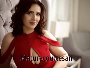 Maturecourtesan