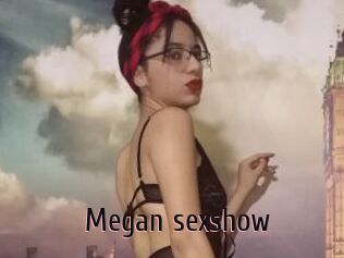 Megan_sexshow