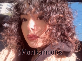 Monikamoores
