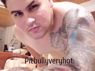 Pitbullyveryhot