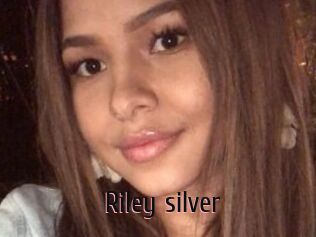 Riley_silver