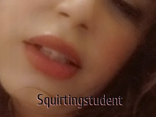 Squirtingstudent