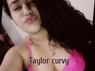 Taylor_curvy