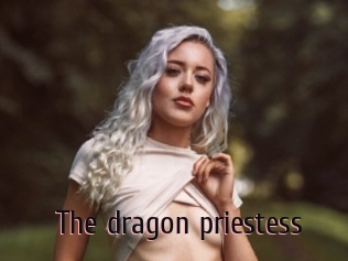 The_dragon_priestess