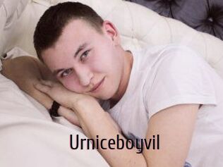Urniceboyvil