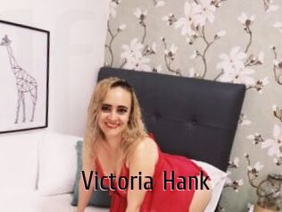 Victoria_Hank