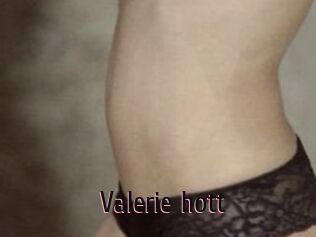 Valerie_hott