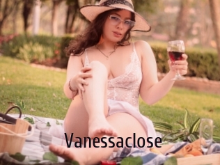 Vanessaclose